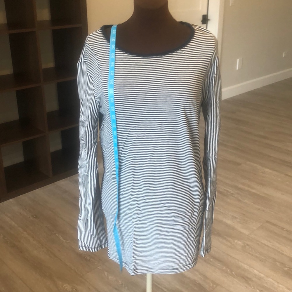Rag and Bone 100% cotton shirt size small.